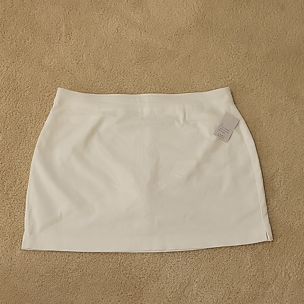 Women's skort